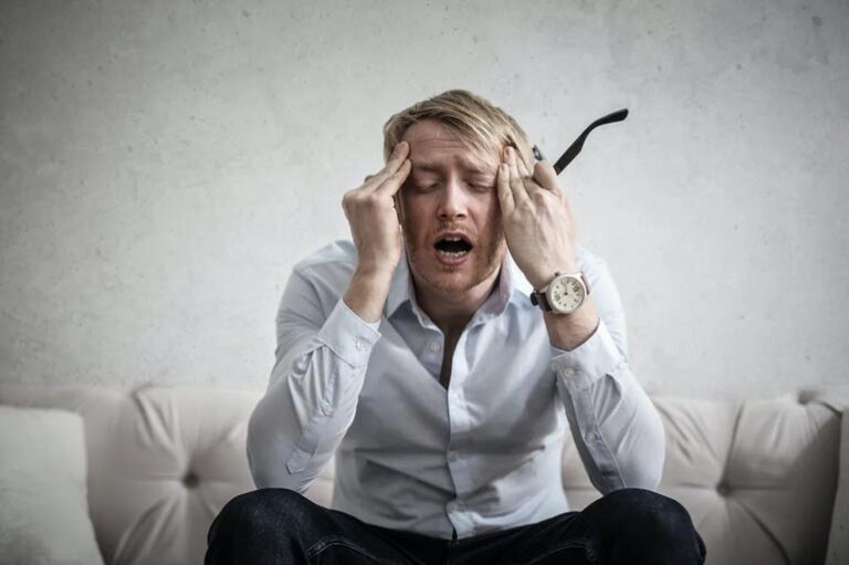 O que é e quais os sintomas da Síndrome de Burnout