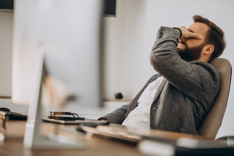Teste - Quer saber se você está sob ﻿risco de desenvolver o Burnout?