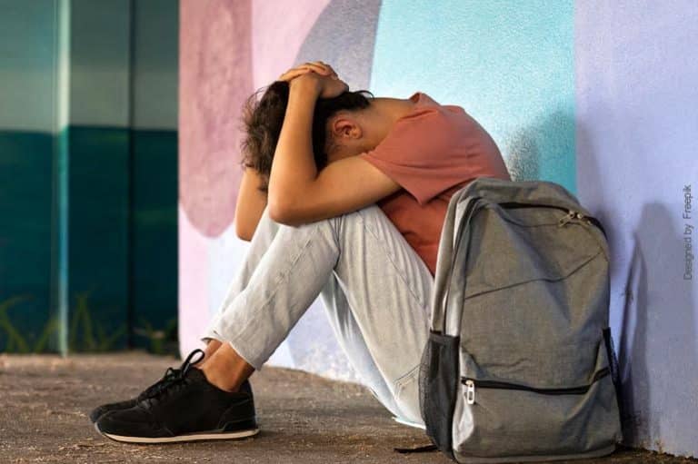 Depressão na adolescência: conheça os sintomas e tratamento
