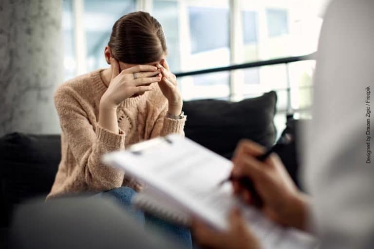 Como a Terapia Cognitivo-Comportamental trata a depressão